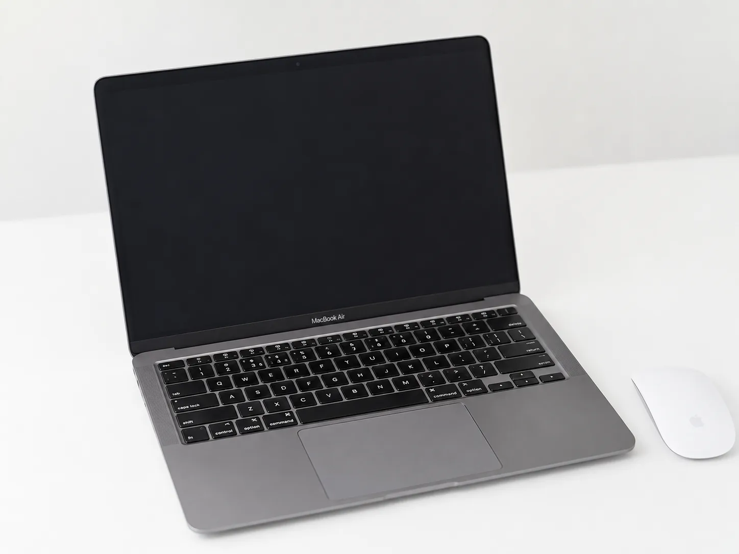Ordinateur portable ouvert pour réparation